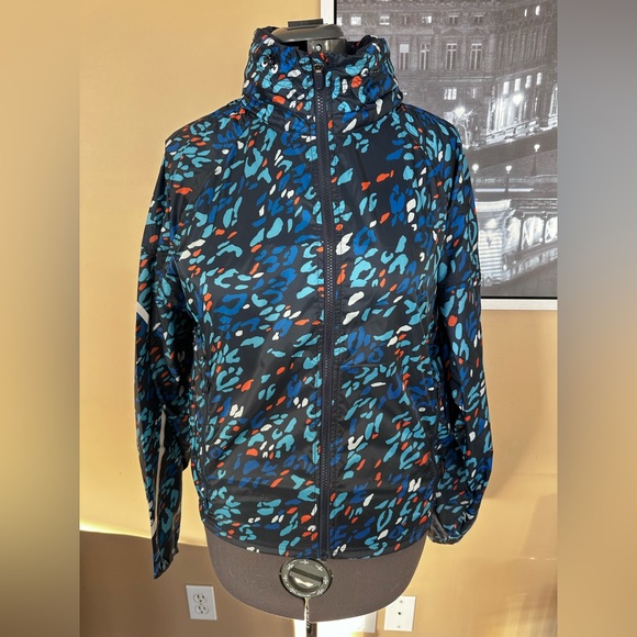 NWT Sweaty Betty Pack Away Jacket size large - Picture 8 of 16